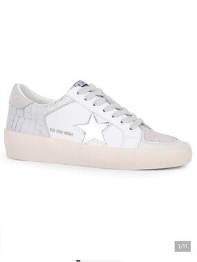 Vintage Havana Kenna Croc Embossed Leather Sneaker White/Silver/Gray 6